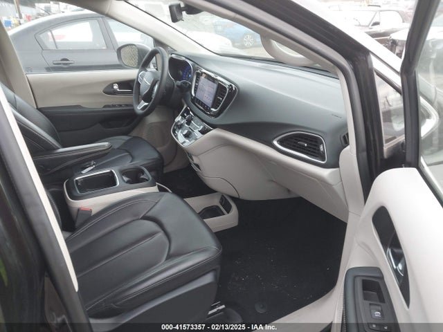 Chrysler Pacifica Touring L 2023 2C4RC1BG1PR624890 Image 5