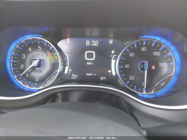 Chrysler Pacifica Touring L 2023 2C4RC1BG1PR624890 Image 7
