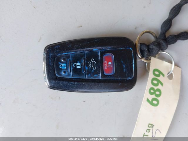 5TDZZRAH3MS535087 Toyota Highlander Le