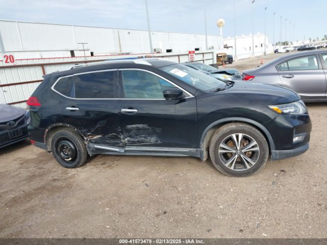 5N1AT2MT2HC884203 Nissan Rogue Sl