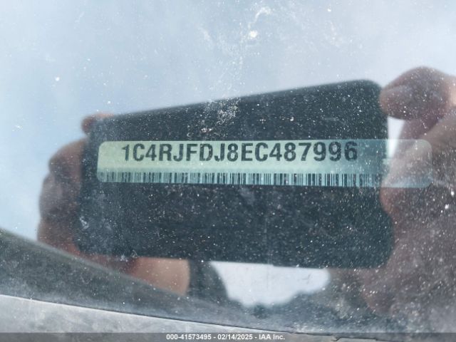 1C4RJFDJ8EC487996 Jeep Grand Cherokee Srt8