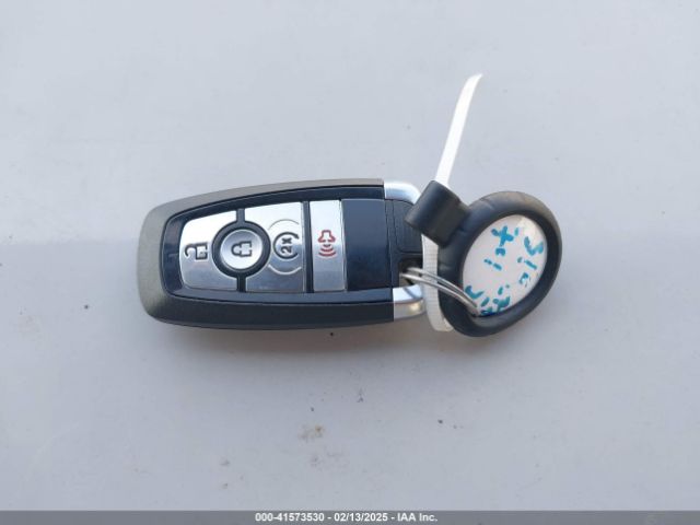3FTTW8M37RRA64421 Ford Maverick Lariat