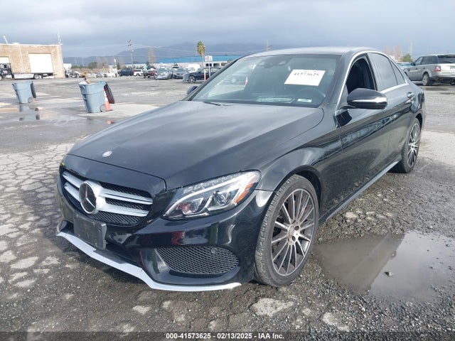 55SWF4KB0FU061257 Mercedes-Benz C 300 4matic/luxury 4matic/sport 4matic