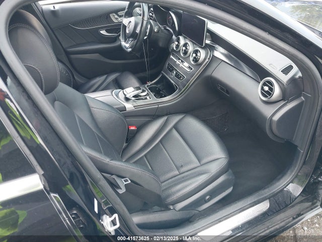 55SWF4KB0FU061257 Mercedes-Benz C 300 4matic/luxury 4matic/sport 4matic