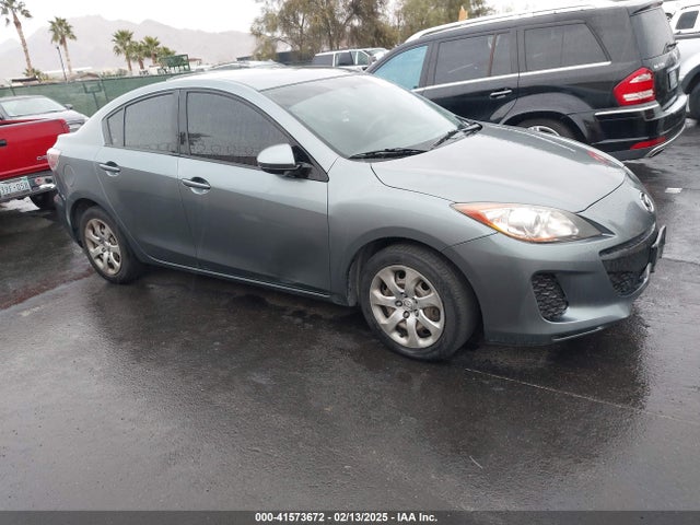 Продажа на аукционе авто 2013 Mazda Mazda3 I Sv, vin: JM1BL1TG9D1765173, номер лота: 41573672