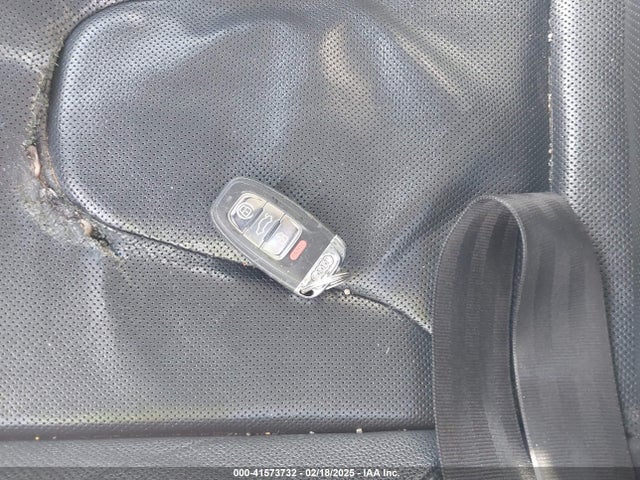 2010 AUDI A5 WAUVFAFH1AN008035 Photo 10