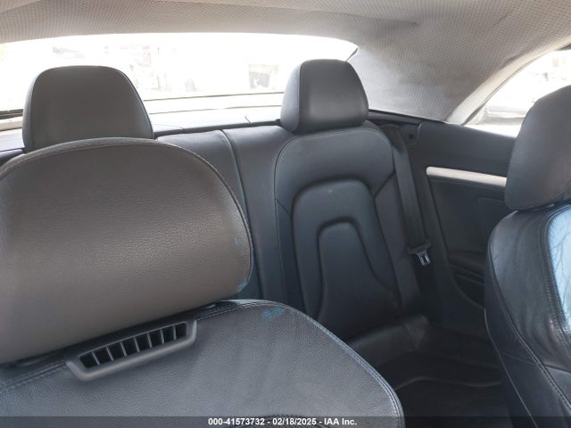 2010 AUDI A5 WAUVFAFH1AN008035 Photo 7