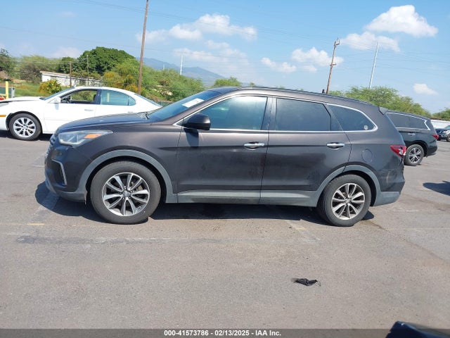 KM8SM4HF3HU170611 Hyundai Santa Fe Se
