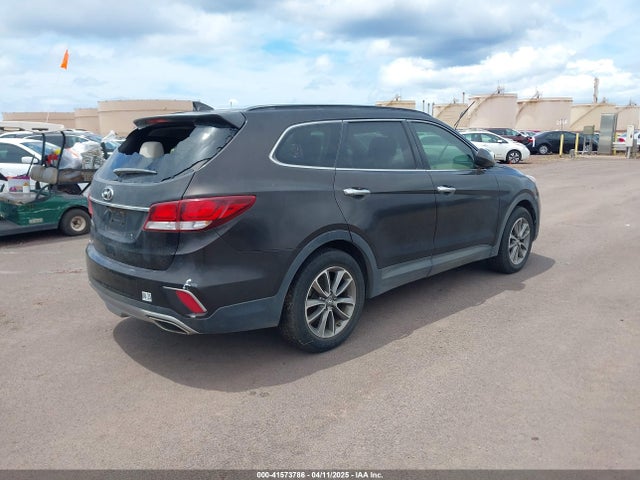 KM8SM4HF3HU170611 Hyundai Santa Fe Se