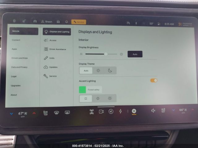 7PDSGABA8PN017893 Rivian R1s Adventure