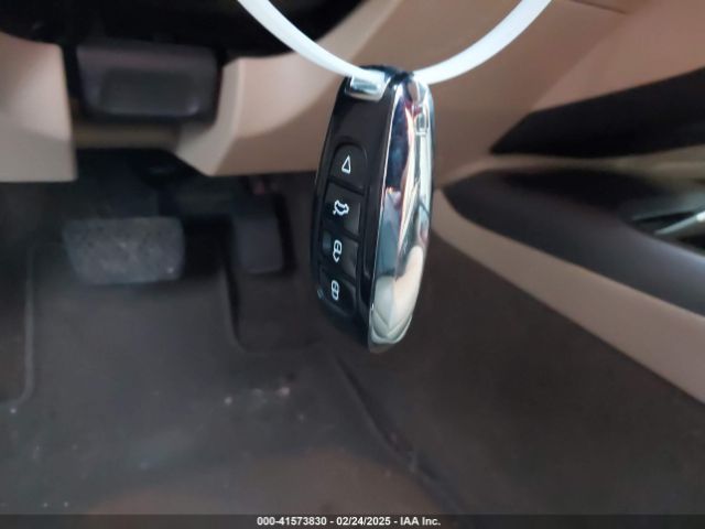5J8TB3H51FL000283 Acura RDX