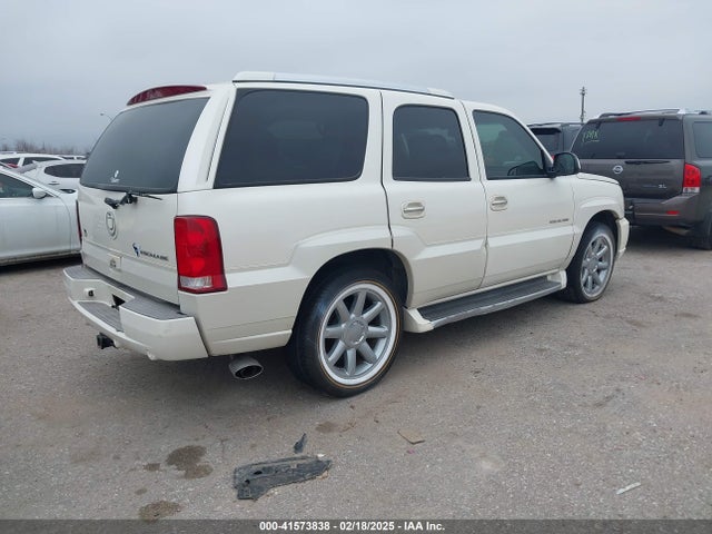 2004 CADILLAC ESCALADE 1GYEC63T04R302776 Photo 3