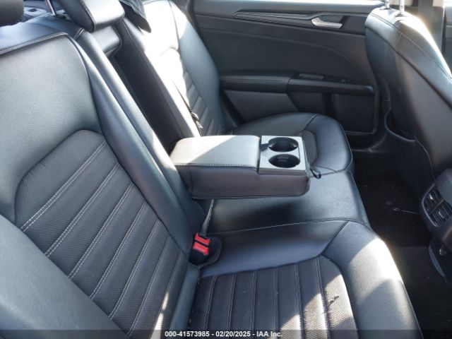 3FA6P0LU7JR138906 Ford Fusion Hybrid Se