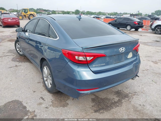 Hyundai SONATA SE 2016 5NPE24AF8GH271394 Image 3