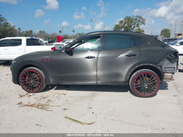 ZN661ZUT3NX389424 Maserati Levante Trofeo
