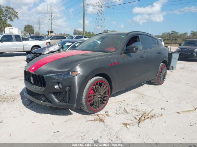 ZN661ZUT3NX389424 Maserati Levante Trofeo
