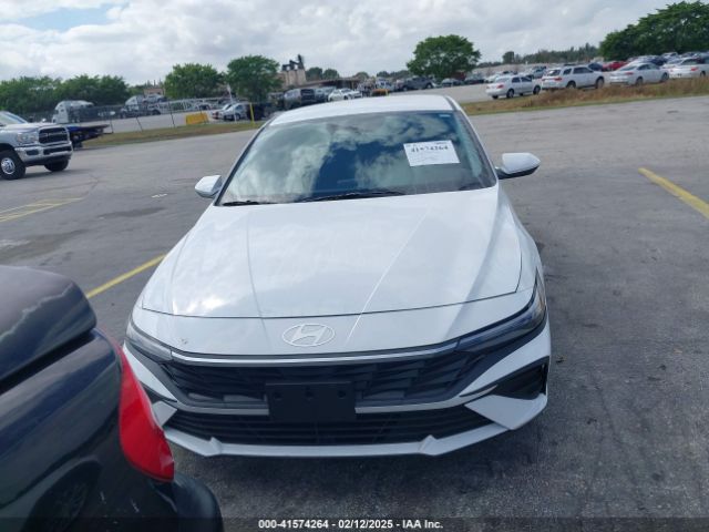 KMHLM4DJ4RU118310 Hyundai Elantra Hybrid Blue