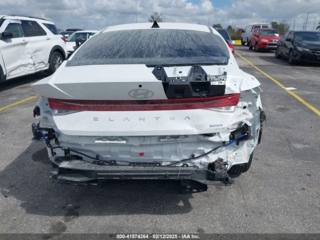 KMHLM4DJ4RU118310 Hyundai Elantra Hybrid Blue