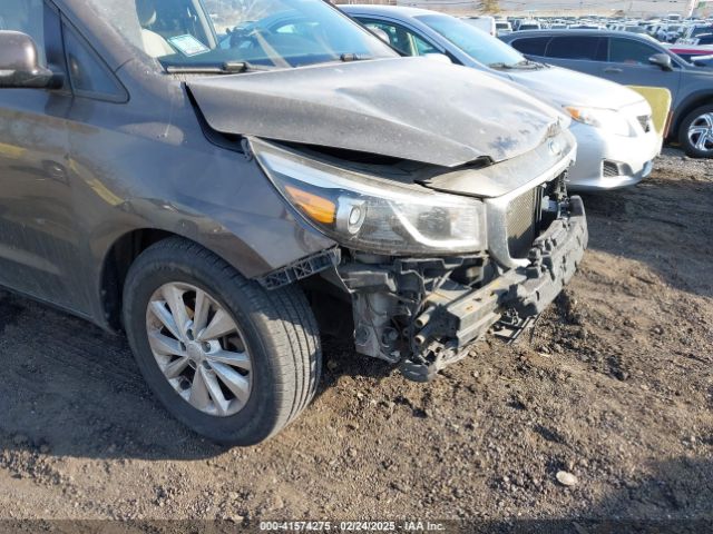 KNDMB5C19G6163914 KIA SEDONA LX