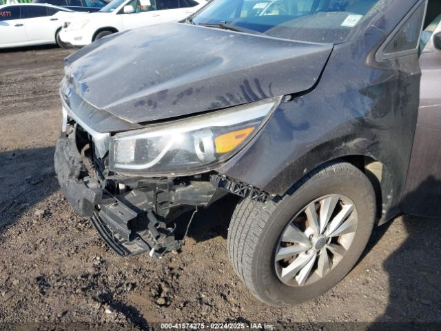 KNDMB5C19G6163914 KIA SEDONA LX