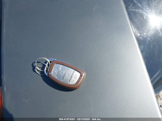 KMHD84LF1LU902926 Hyundai Elantra Value Edition