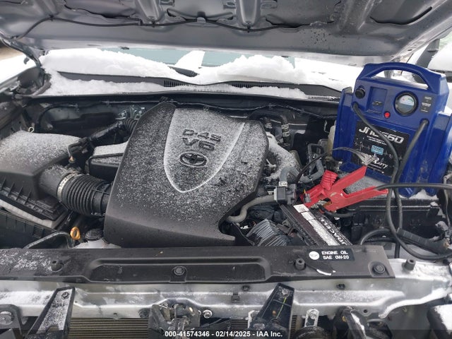 3TMCZ5AN8KM211246 Toyota Tacoma Trd Off Road