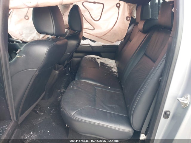 3TMCZ5AN8KM211246 Toyota Tacoma Trd Off Road