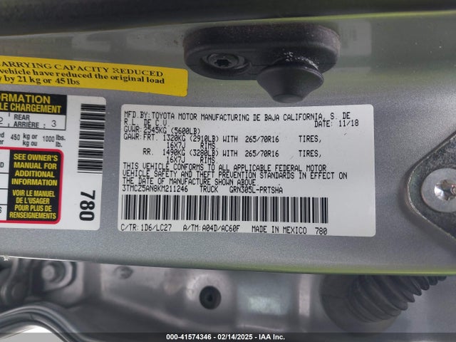 3TMCZ5AN8KM211246 Toyota Tacoma Trd Off Road