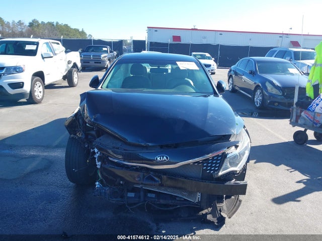 KIA OPTIMA EX 2017 5XXGU4L33HG171500 Image 11