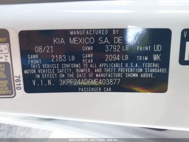 3KPF24AD6ME403877 KIA Forte Lxs