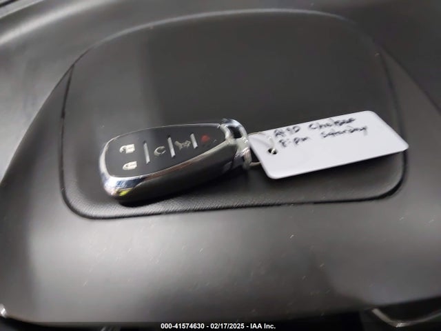 Chevrolet EQUINOX LT 2018 2GNAXSEV0J6126438 Image 11