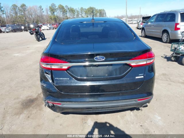 3FA6P0HD2JR208224 Ford FUSION SE