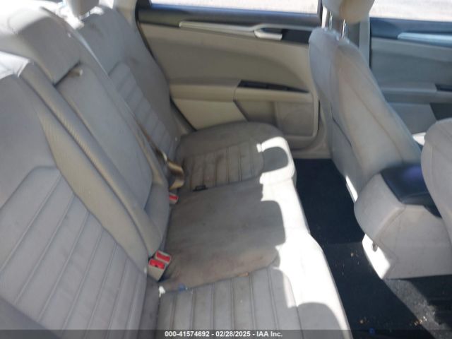 3FA6P0HD2JR208224 Ford FUSION SE