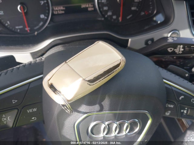 2018 AUDI Q7 WA1LHAF71JD045694 Photo 10