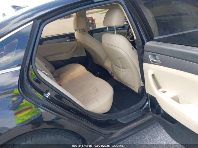 5NPE24AF9KH738296 Hyundai SONATA SE