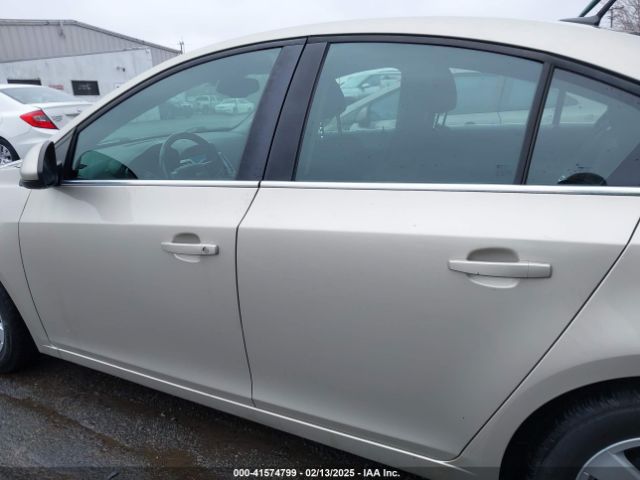 1G1PC5SBXE7361745 Chevrolet Cruze 1lt Auto