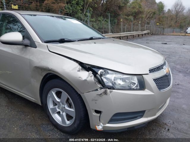 1G1PC5SBXE7361745 Chevrolet Cruze 1lt Auto