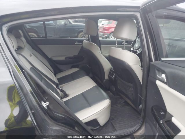 KNDPNCAC4K7582804 KIA Sportage Ex