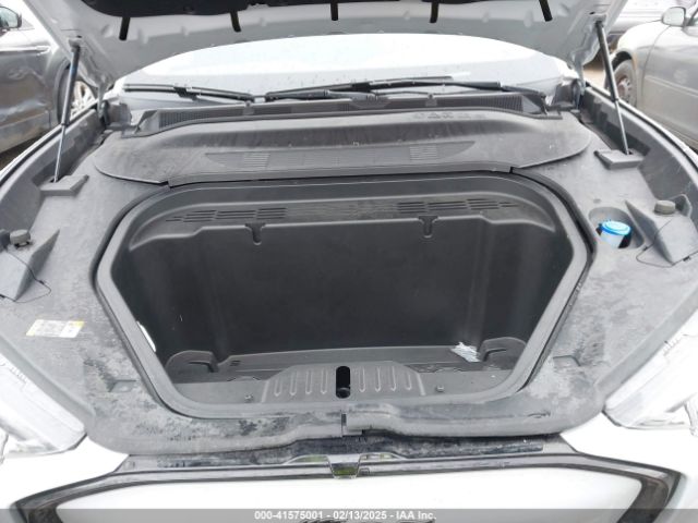 3FMTK3SU9PMB06040 Ford Mustang Mach-e Premium