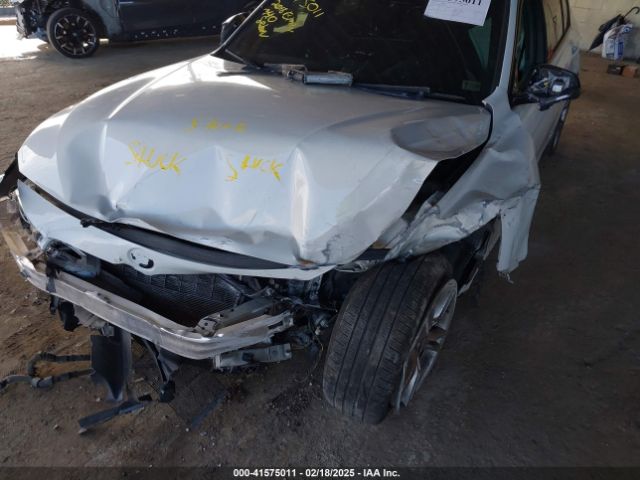 WBA8B7C52JA585976 BMW 340i Xdrive
