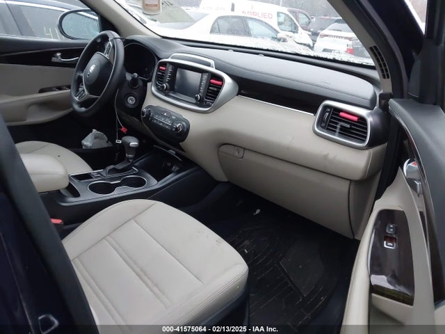 5XYPGDA38LG679993 KIA Sorento 2.4l Lx