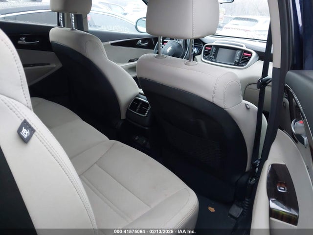 5XYPGDA38LG679993 KIA Sorento 2.4l Lx