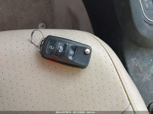 3VWD67AJ3GM390273 Volkswagen Jetta 1.4t Se