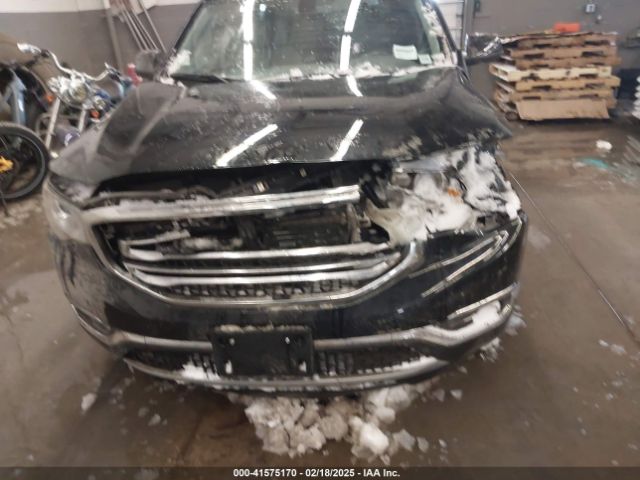 1GKKNSLS8HZ313554 GMC Acadia Sle-2