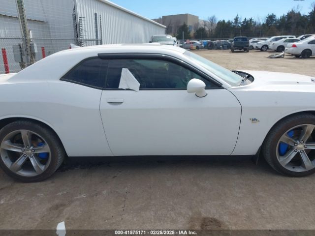 2C3CDZAG5FH855920 Dodge Challenger Sxt