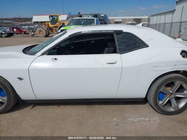 2C3CDZAG5FH855920 Dodge Challenger Sxt