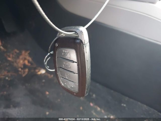 5NPD84LF0KH469001 Hyundai Elantra Limited
