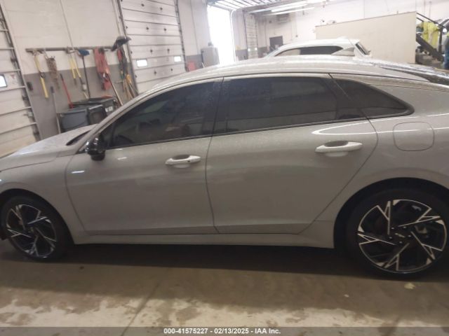 KNAG64J74S5270867 KIA K5 Gt-line