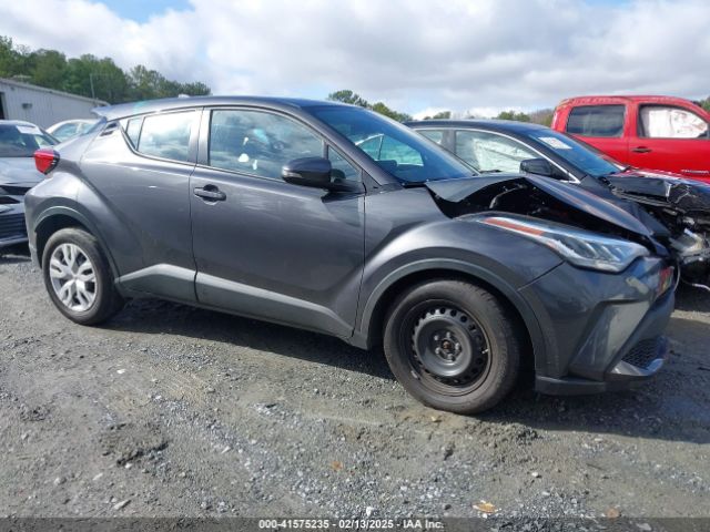 NMTKHMBX9MR128998 Toyota C-HR LE