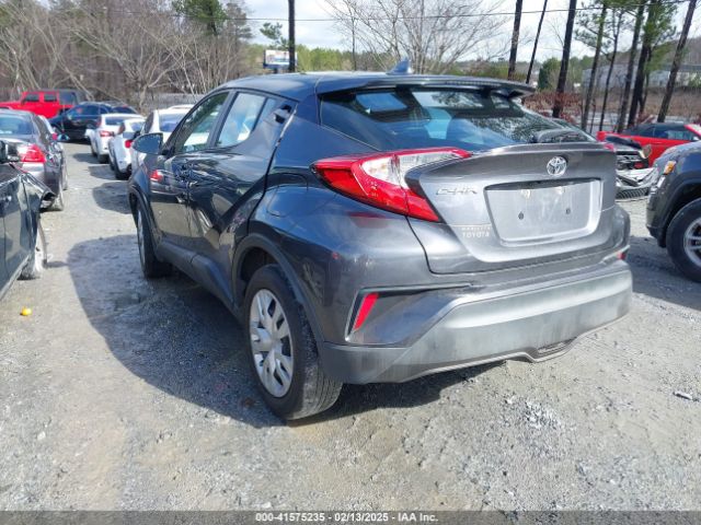 NMTKHMBX9MR128998 Toyota C-HR LE